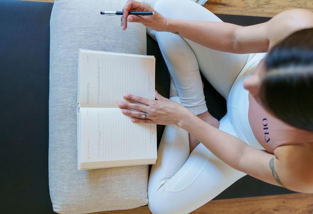 Practice Gratitude: 5 Effective Methods & its Benefits